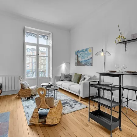 Le Thillet - Proche De La Garonne Appartamento