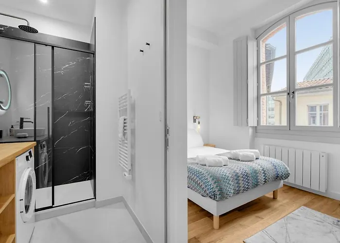 Le Thillet - Proche De La Garonne *