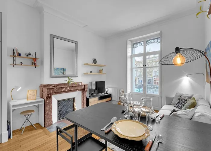 Le Thillet - Proche De La Garonne Apartman